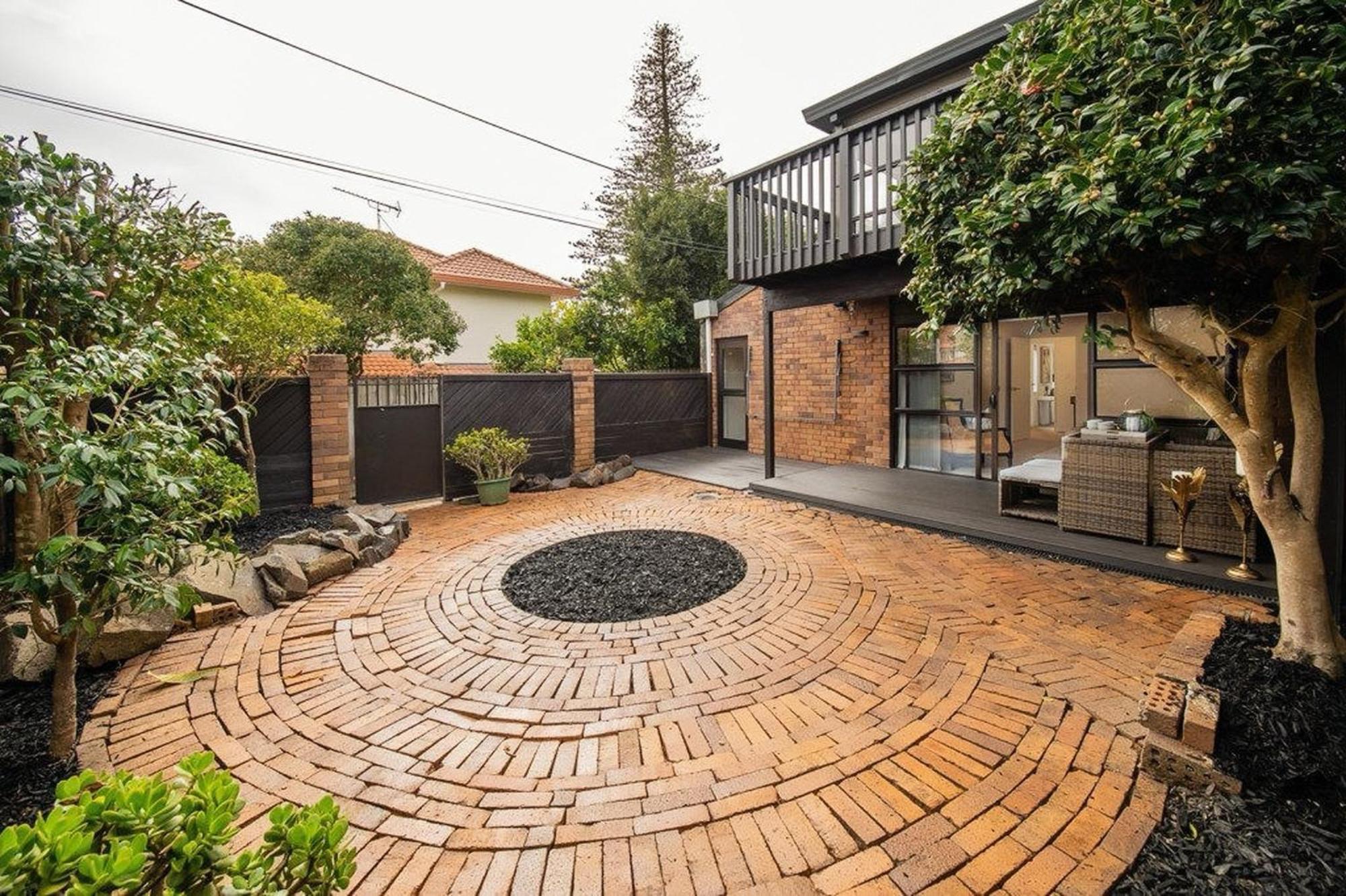 The Luxe Hidden Gem Villa In Auckland Heart - 3 Bedrooms Near Newmarket Westfieldmall ภายนอก รูปภาพ